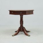 615943 Lamp table